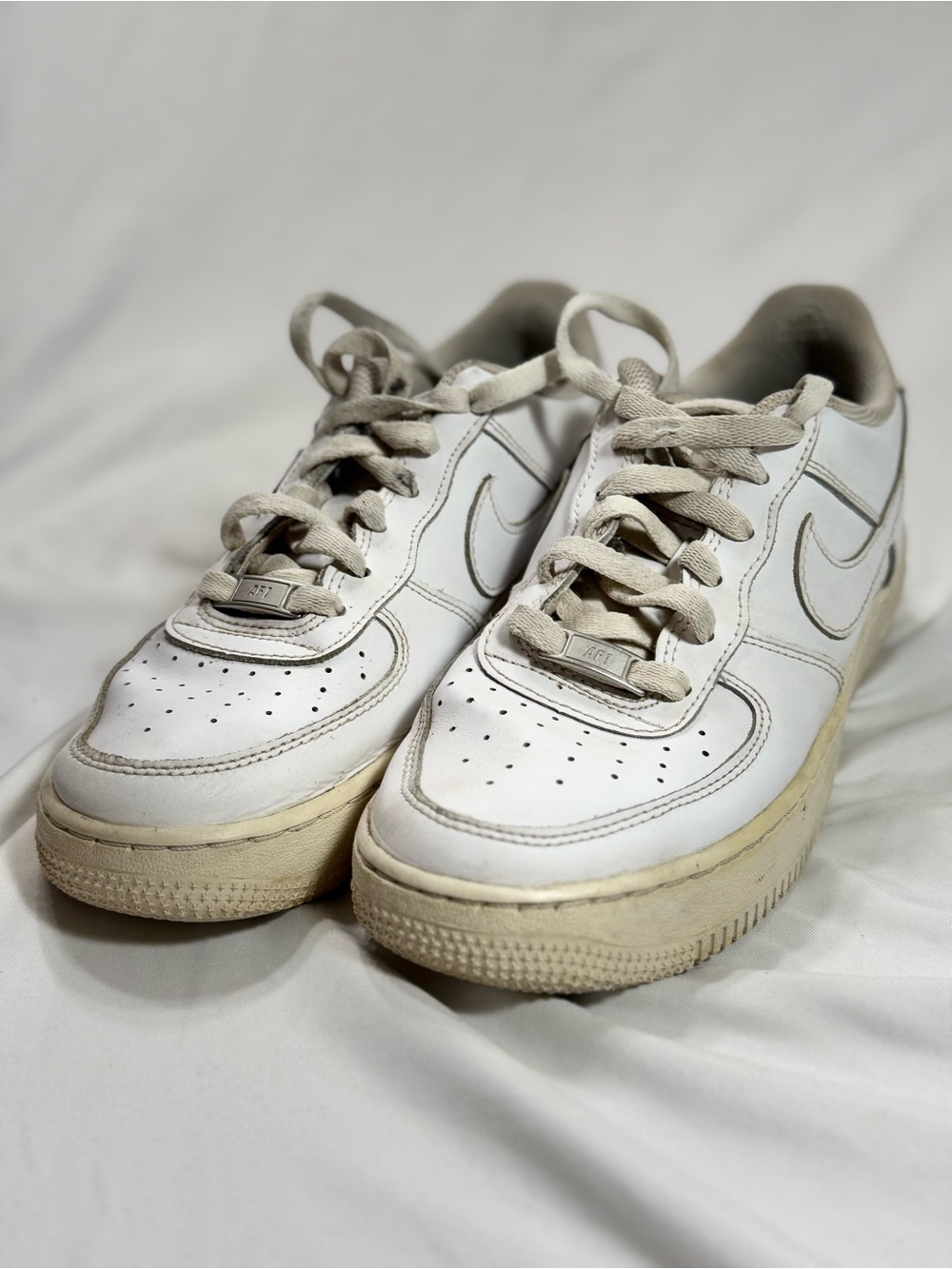 Nike Kids White Leather Sneakers with Cream Sole 6.5